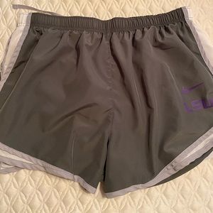 Nike Tempo Shorts LSU - XL